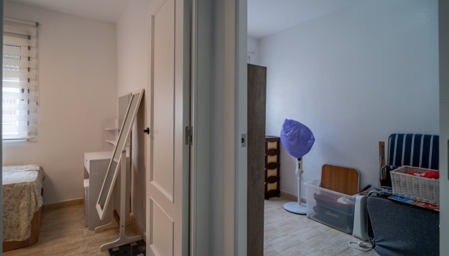 Odsprzedaż - Apartment - Torrevieja - La Siesta - El Salado -  Torreta