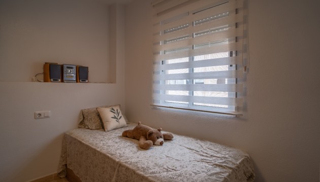 Odsprzedaż - Apartment - Torrevieja - La Siesta - El Salado -  Torreta