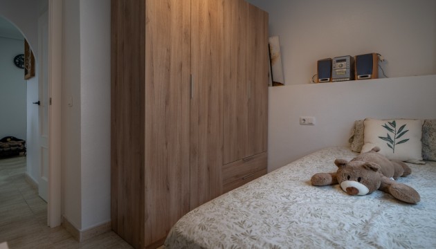 Odsprzedaż - Apartment - Torrevieja - La Siesta - El Salado -  Torreta