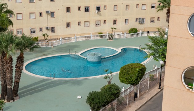 Odsprzedaż - Apartment - Torrevieja - La Siesta - El Salado -  Torreta