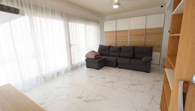 Odsprzedaż - Detached Villa - Orihuela Costa - Villamartín