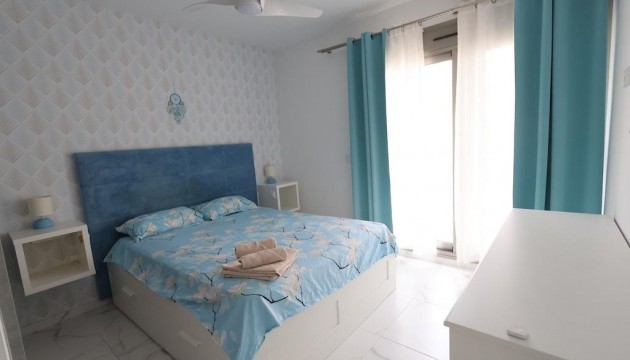 Odsprzedaż - Detached Villa - Orihuela Costa - Villamartín
