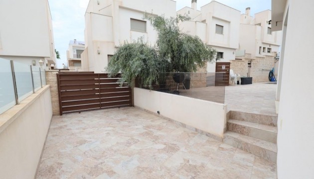 Odsprzedaż - Detached Villa - Orihuela Costa - Villamartín