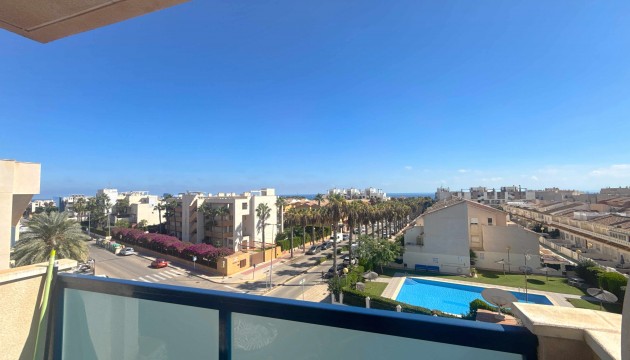 Odsprzedaż - Apartment - Orihuela Costa - Cabo Roig