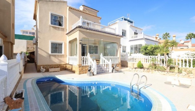 Resale - Detached Villa - Orihuela Costa - Villamartín