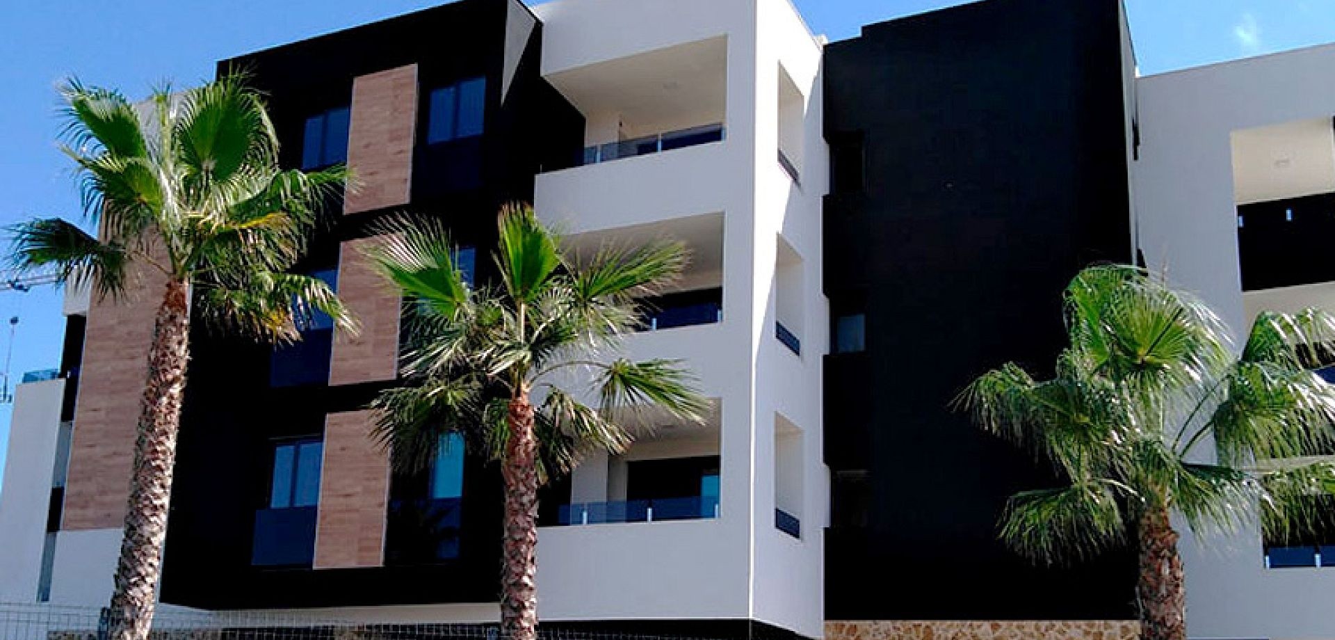 Apartment in Urbanizacion los Balcones - Image 2