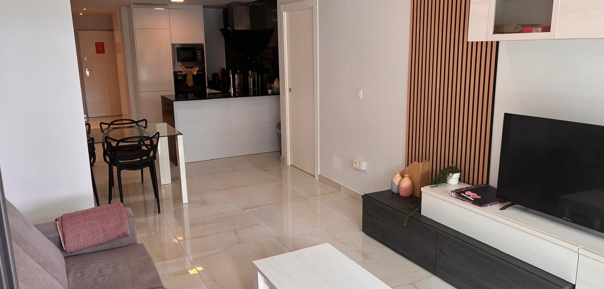 Apartment in Urbanizacion los Balcones - Image 4