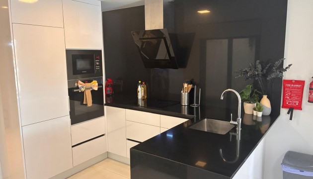Resale - Apartment - Orihuela Costa - Los Altos