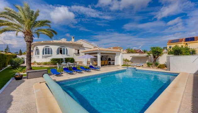 Videresalg - Detached Villa - Ciudad Quesada