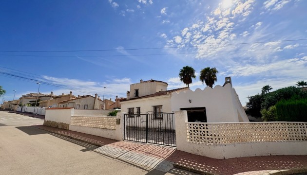 Videresalg - Detached Villa - Rojales - Ciudad Quesada