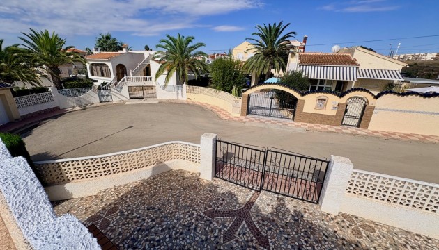 Videresalg - Detached Villa - Rojales - Ciudad Quesada