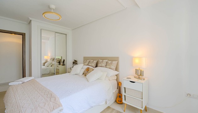 Videresalg - Detached Villa - Orihuela Costa - Villamartín
