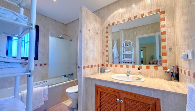 Videresalg - Detached Villa - Orihuela Costa - Los Dolses