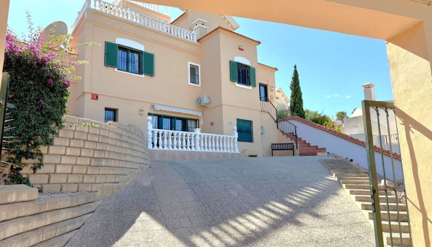 Videresalg - Detached Villa - Orihuela Costa - Los Dolses