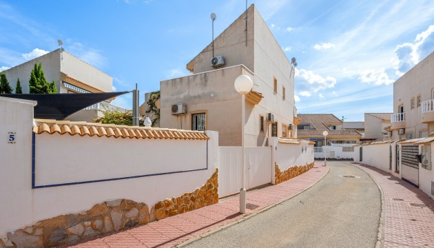 Wiederverkauf - Semi Detached Villa - Ciudad Quesada