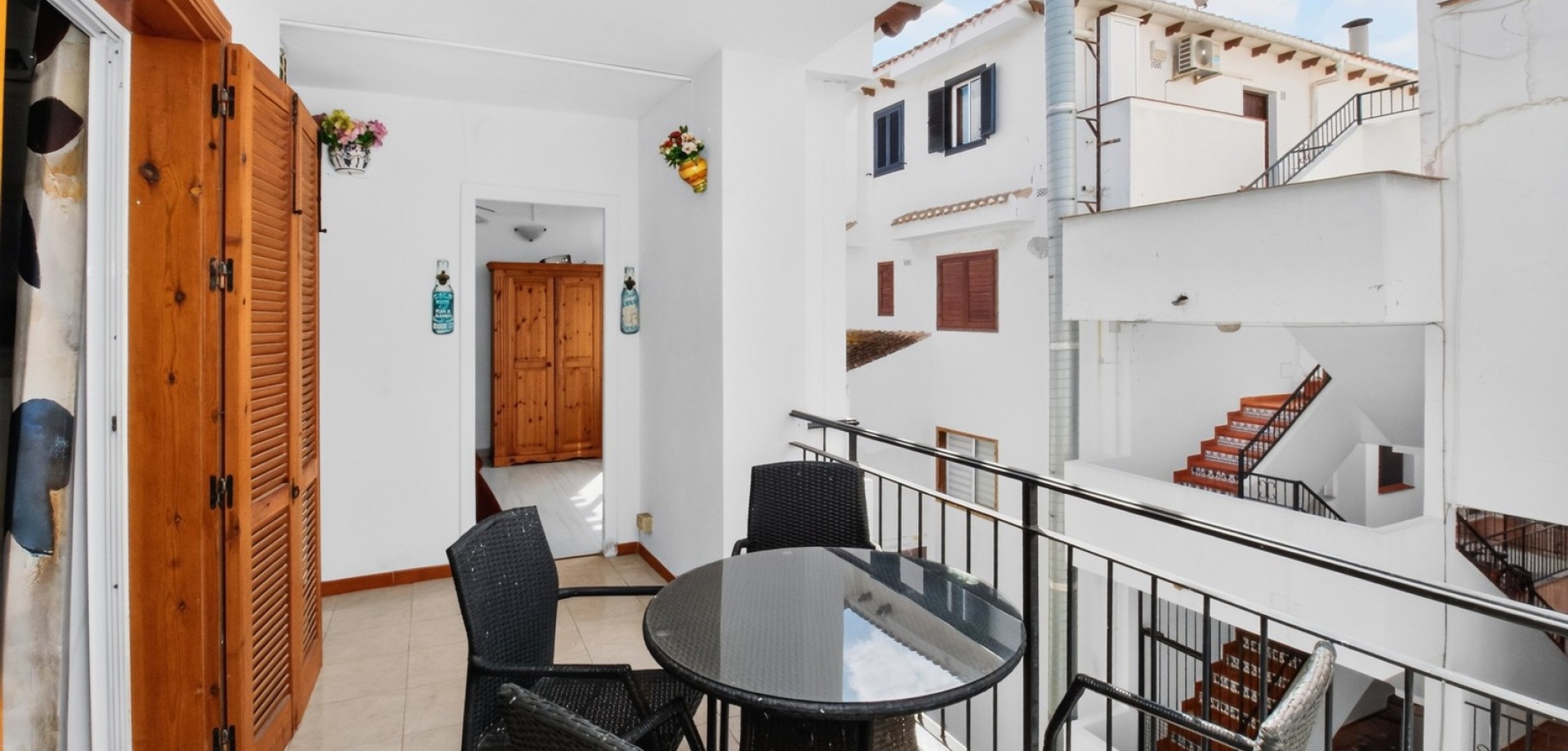 Apartment in Villamartin - Image 3