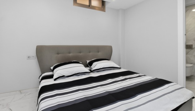Reventa - Chalet Independiente - Orihuela Costa - Villamartín