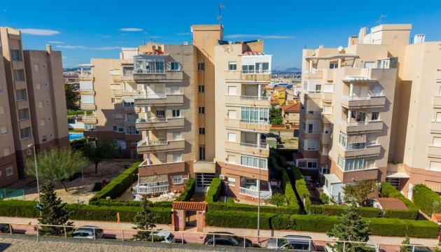 Перепродажа - Квартира - Torrevieja