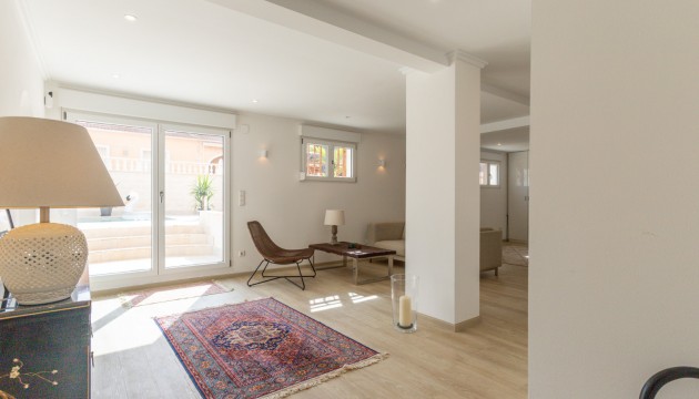 Resale - Semi Detached Villa - Orihuela Costa - Punta Prima