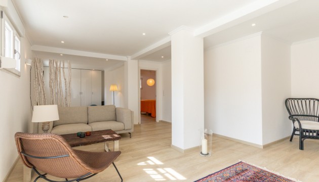 Resale - Semi Detached Villa - Orihuela Costa - Punta Prima