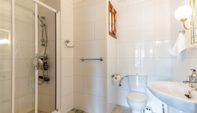 Resale - Semi Detached Villa - Orihuela Costa - Punta Prima