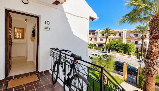 Перепродажа - Квартира - Orihuela Costa - Cabo Roig