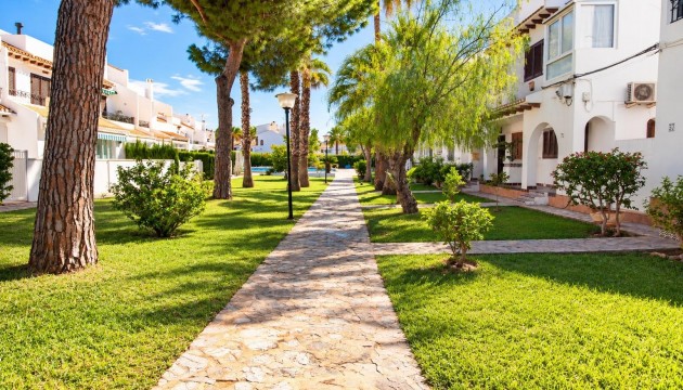 Перепродажа - Квартира - Orihuela Costa - Cabo Roig
