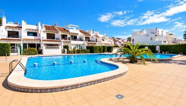 Перепродажа - Квартира - Orihuela Costa - Cabo Roig