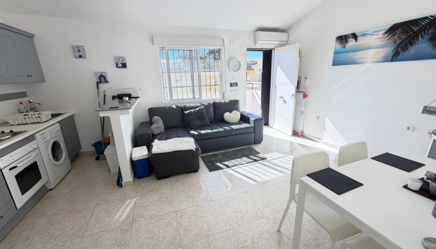 Wiederverkauf - Apartment - Orihuela Costa - Villamartín