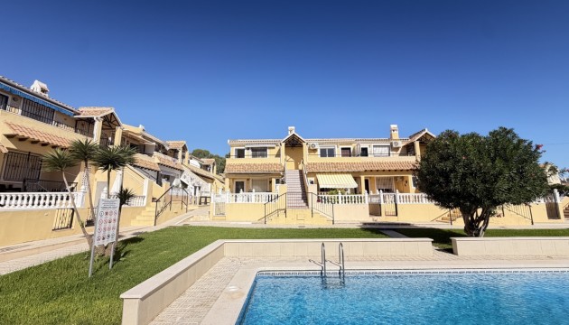Wiederverkauf - Apartment - Orihuela Costa - Villamartín