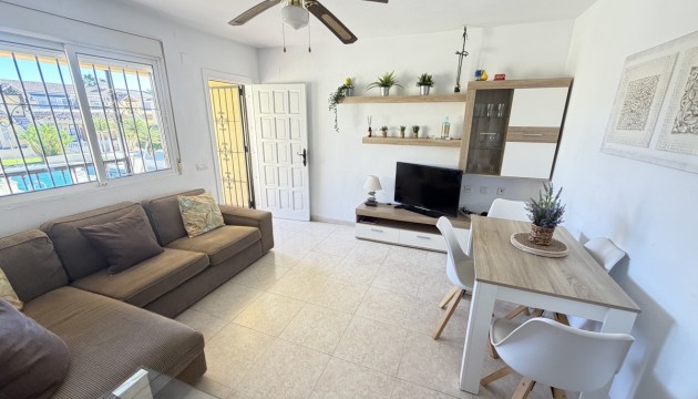 Wiederverkauf - Apartment - Orihuela Costa - Villamartín