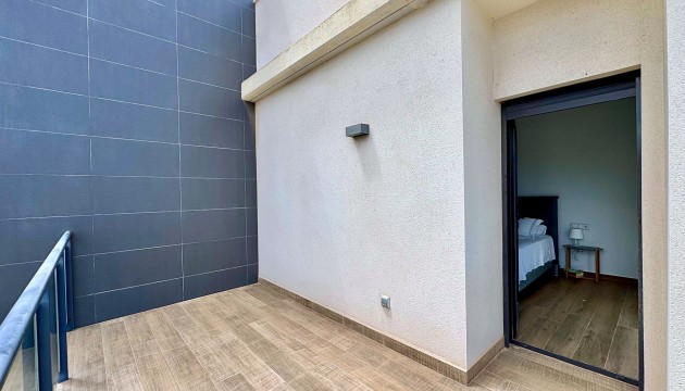 Reventa - Chalet Independiente - San Miguel de Salinas