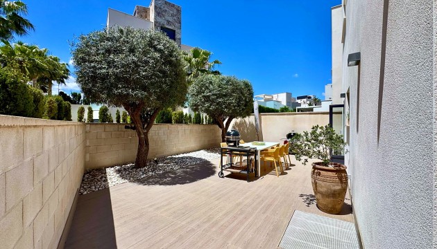 Reventa - Chalet Independiente - San Miguel de Salinas