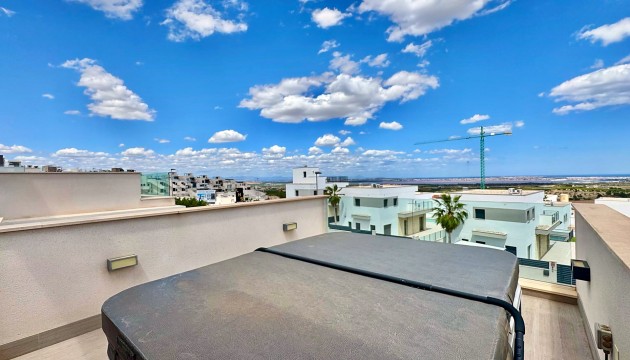 Reventa - Chalet Independiente - San Miguel de Salinas