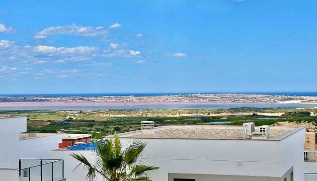 Reventa - Chalet Independiente - San Miguel de Salinas