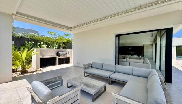 Resale - Detached Villa - Orihuela - Las Colinas Golf