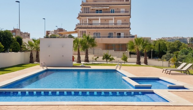 Resale - Apartment - Orihuela