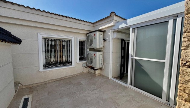 Resale - Semi Detached Villa - Orihuela Costa - La Zenia