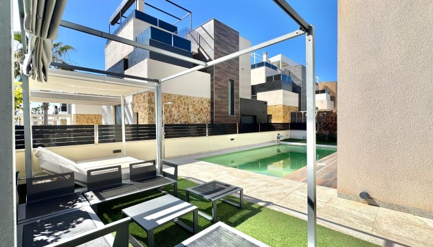 Resale - Detached Villa - Orihuela Costa - Lomas de Cabo Roig