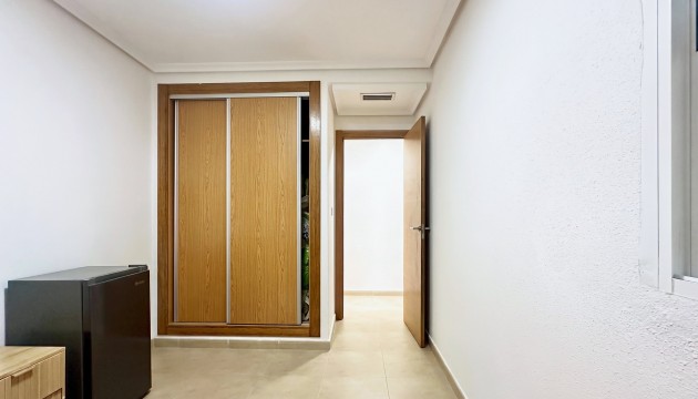Resale - Apartment - Torrevieja
