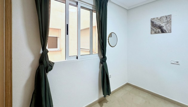 Resale - Apartment - Torrevieja