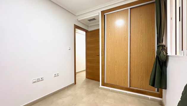 Resale - Apartment - Torrevieja