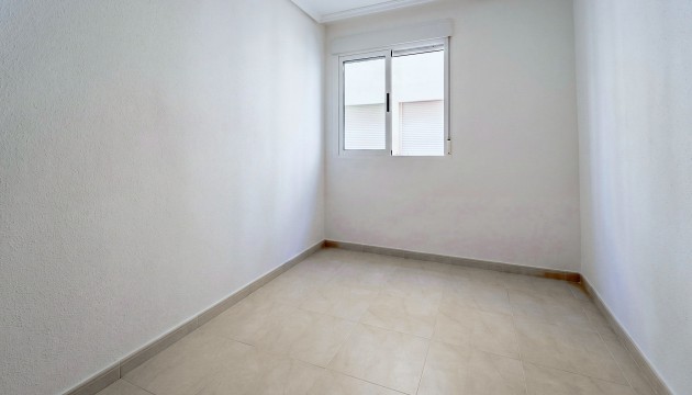 Resale - Apartment - Torrevieja