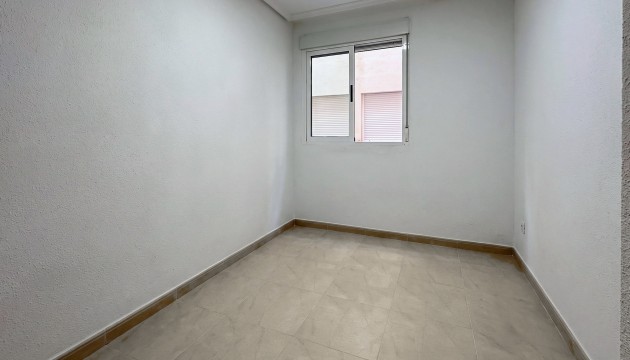 Resale - Apartment - Torrevieja