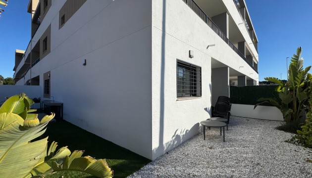 Resale - Apartment - Pilar de la Horadada - Mil Palmeras