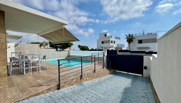 Herverkoop - Detached Villa - San Miguel de Salinas