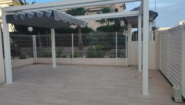 Resale - Apartment - Torrevieja - Nueva Torrevieja - Aguas Nuevas