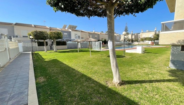 Resale - Apartment - Torrevieja - Nueva Torrevieja - Aguas Nuevas