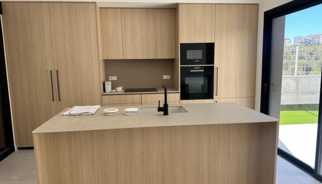 Nueva construcción  - Chalet Independiente - Finestrat