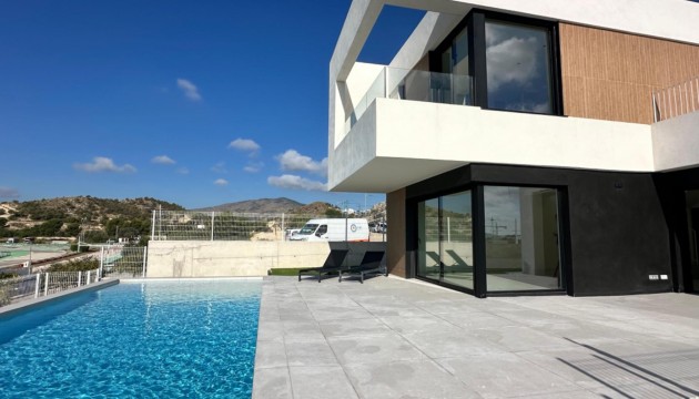 Nueva construcción  - Chalet Independiente - Finestrat